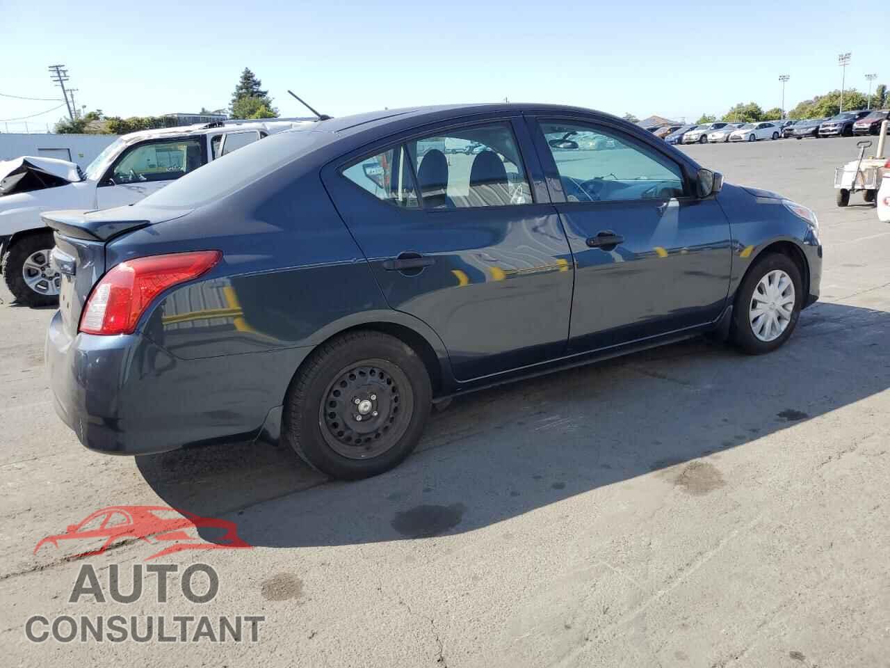 NISSAN VERSA 2017 - 3N1CN7AP3HL834431