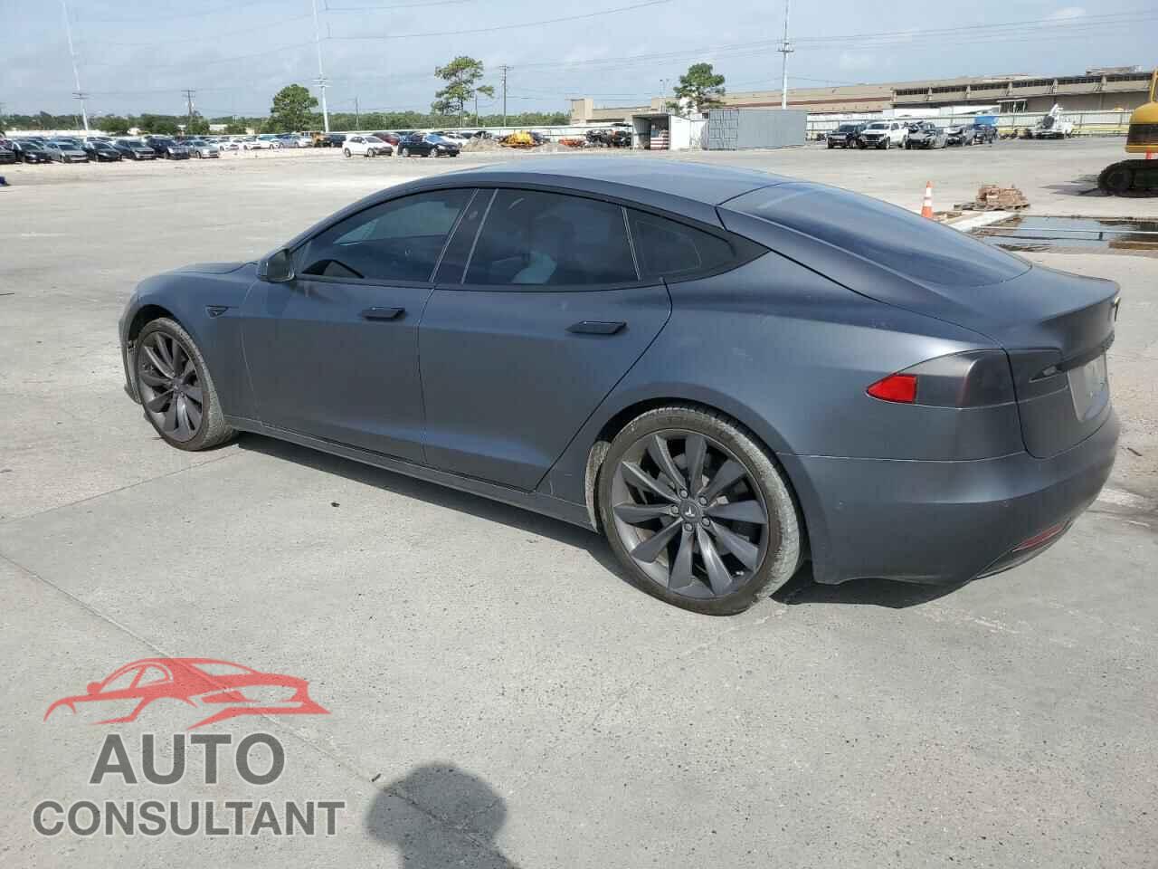 TESLA MODEL S 2017 - 5YJSA1E29HF213466