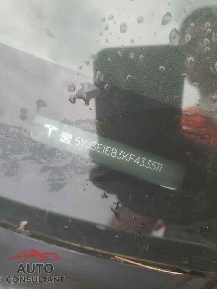 TESLA MODEL 3 2019 - 5YJ3E1EB3KF433511