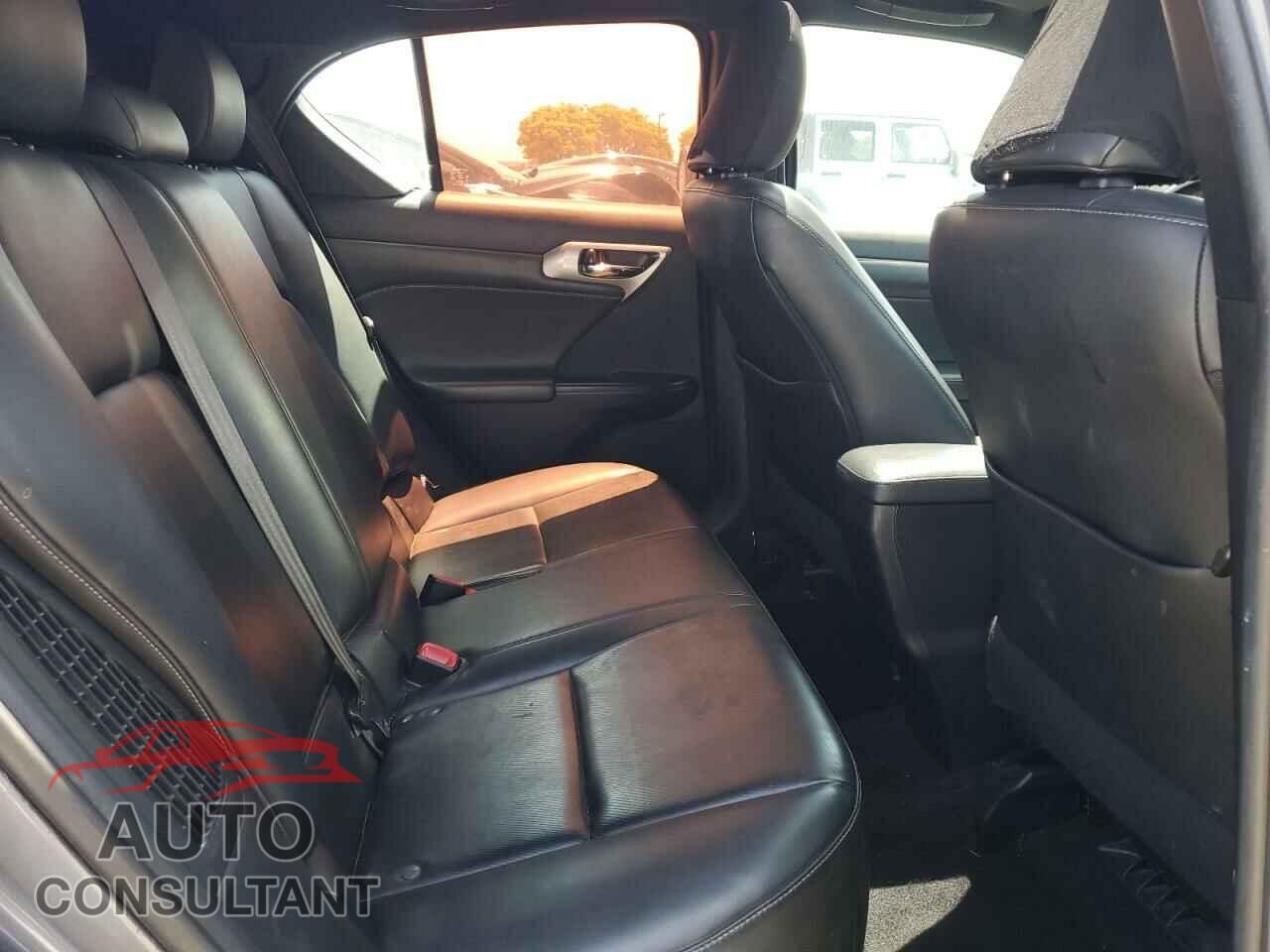 LEXUS CT 200 2014 - JTHKD5BH4E2192143
