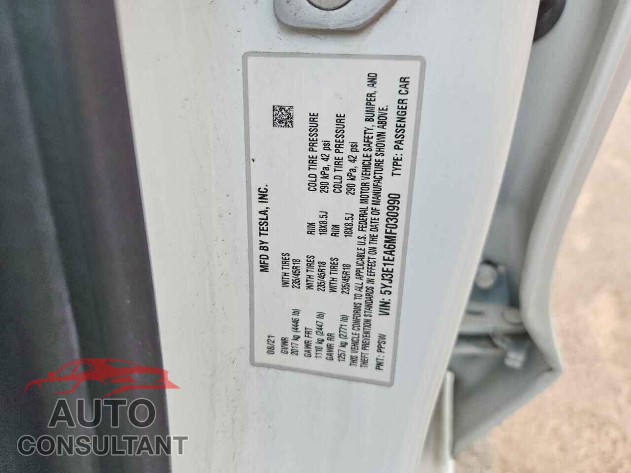 TESLA MODEL 3 2021 - 5YJ3E1EA6MF030990