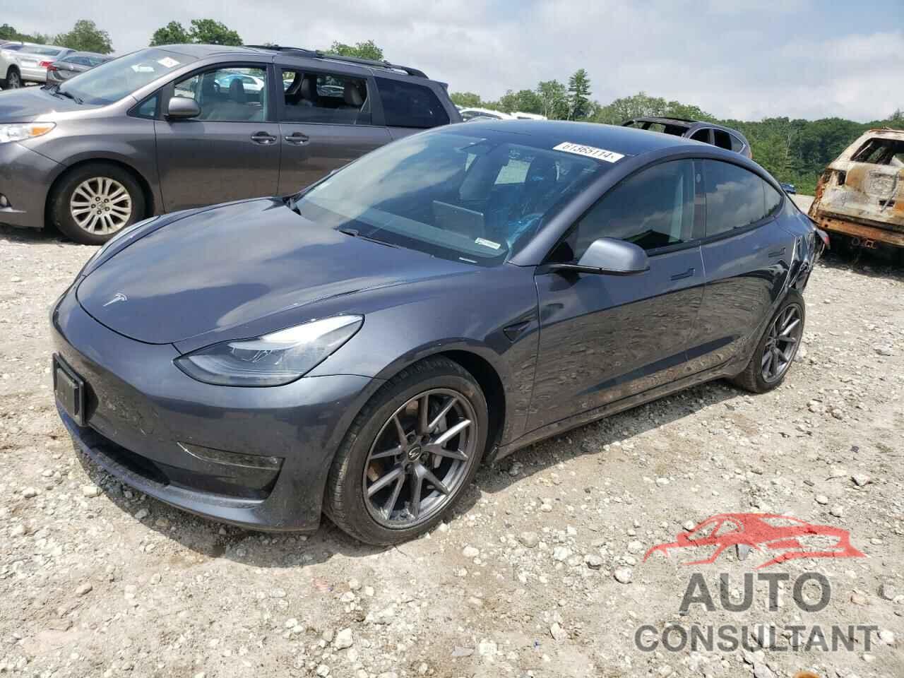 TESLA MODEL 3 2021 - 5YJ3E1EB8MF869399