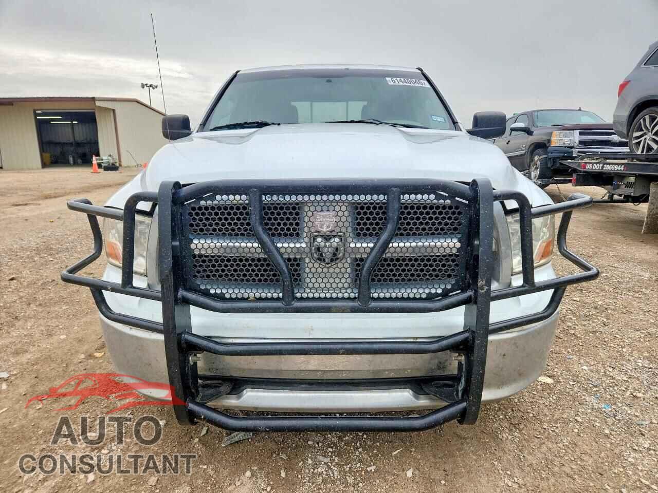 DODGE RAM 1500 2011 - 1D7RB1CT6BS663695