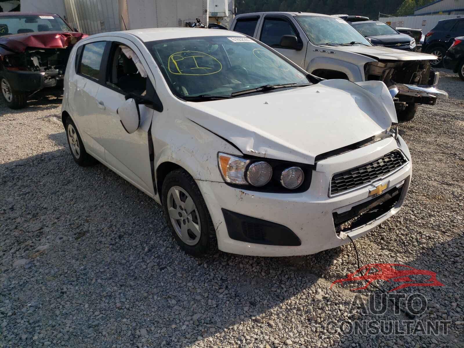 CHEVROLET SONIC 2016 - 1G1JA6SH7G4180256