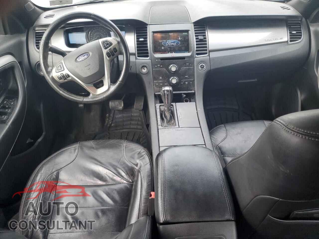 FORD TAURUS 2013 - 1FAHP2E85DG113017