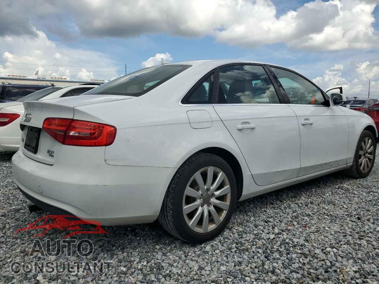 AUDI A4 2013 - WAUBFAFL3DN021042