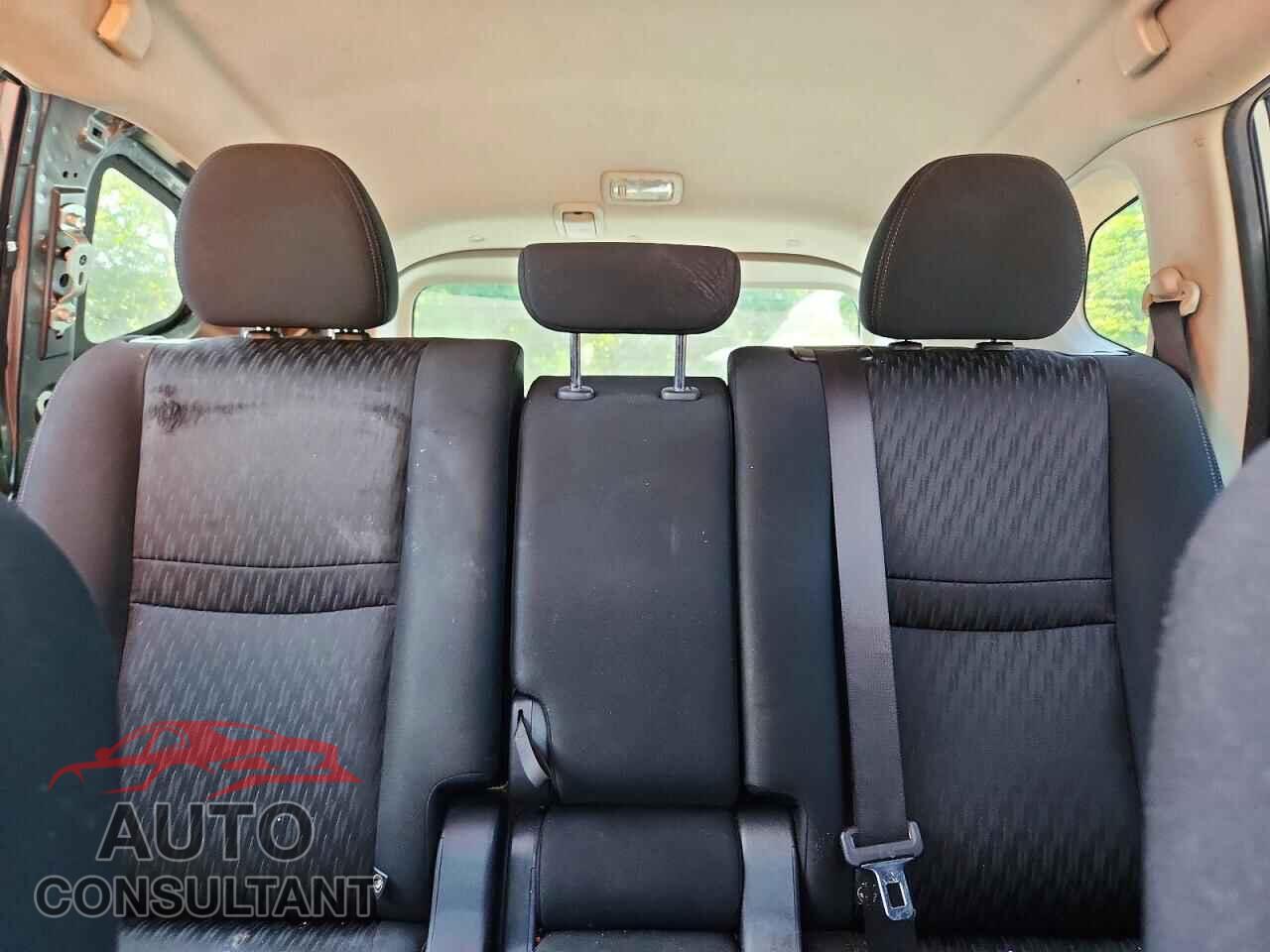 NISSAN ROGUE 2018 - KNMAT2MVXJP511706