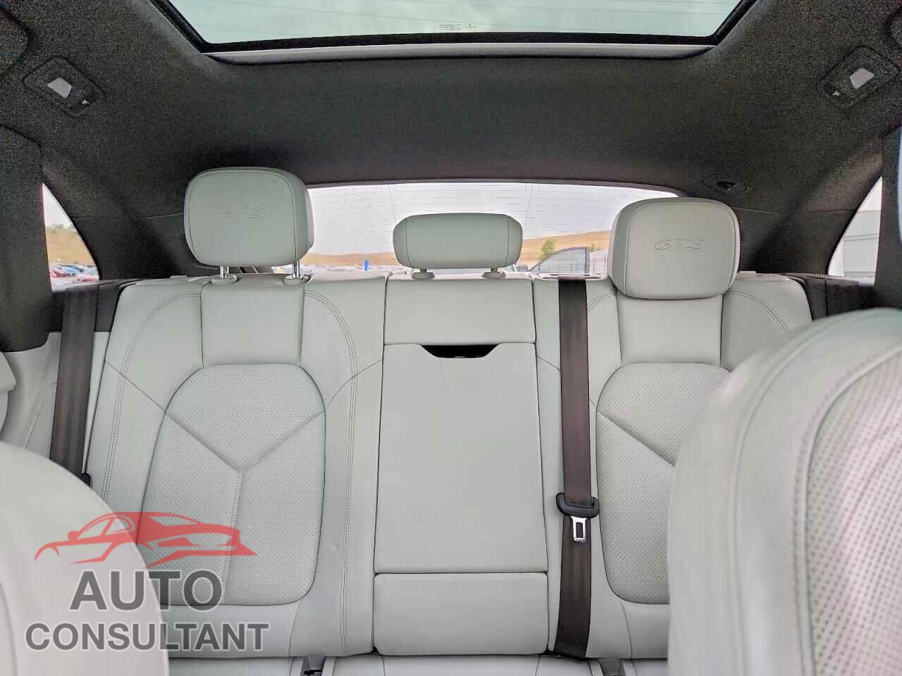 PORSCHE MACAN 2017 - WP1AG2A58HLB54891