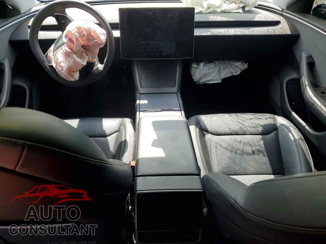 TESLA MODEL 3 2024 - 5YJ3E1EA9RF867983