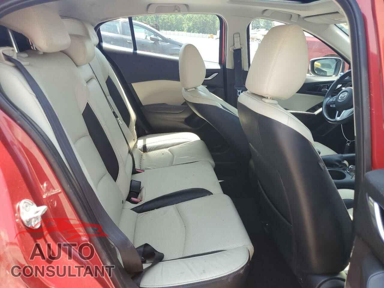 MAZDA 3 2015 - JM1BM1M30F1219647