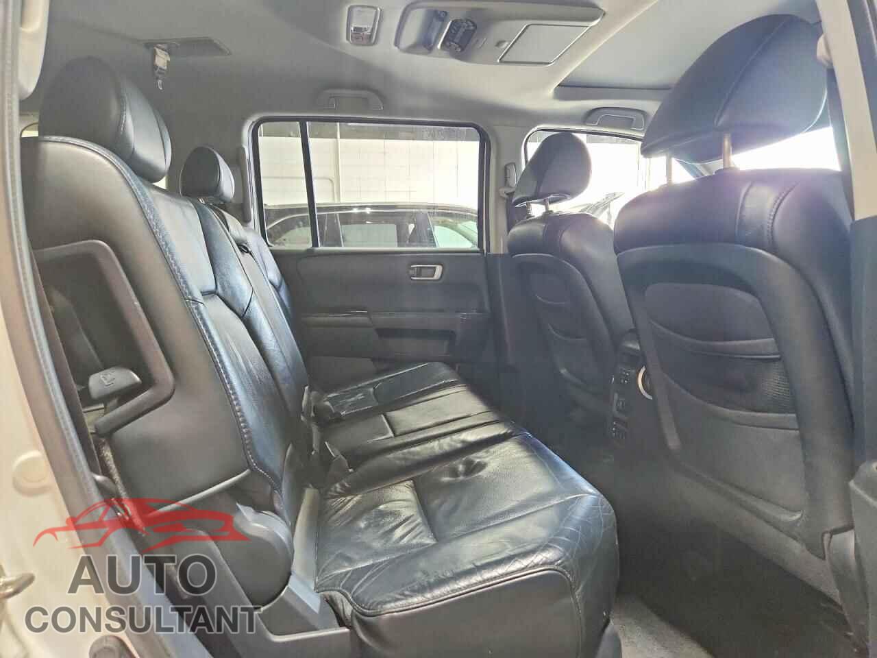HONDA PILOT 2009 - 5FNYF48639B039357