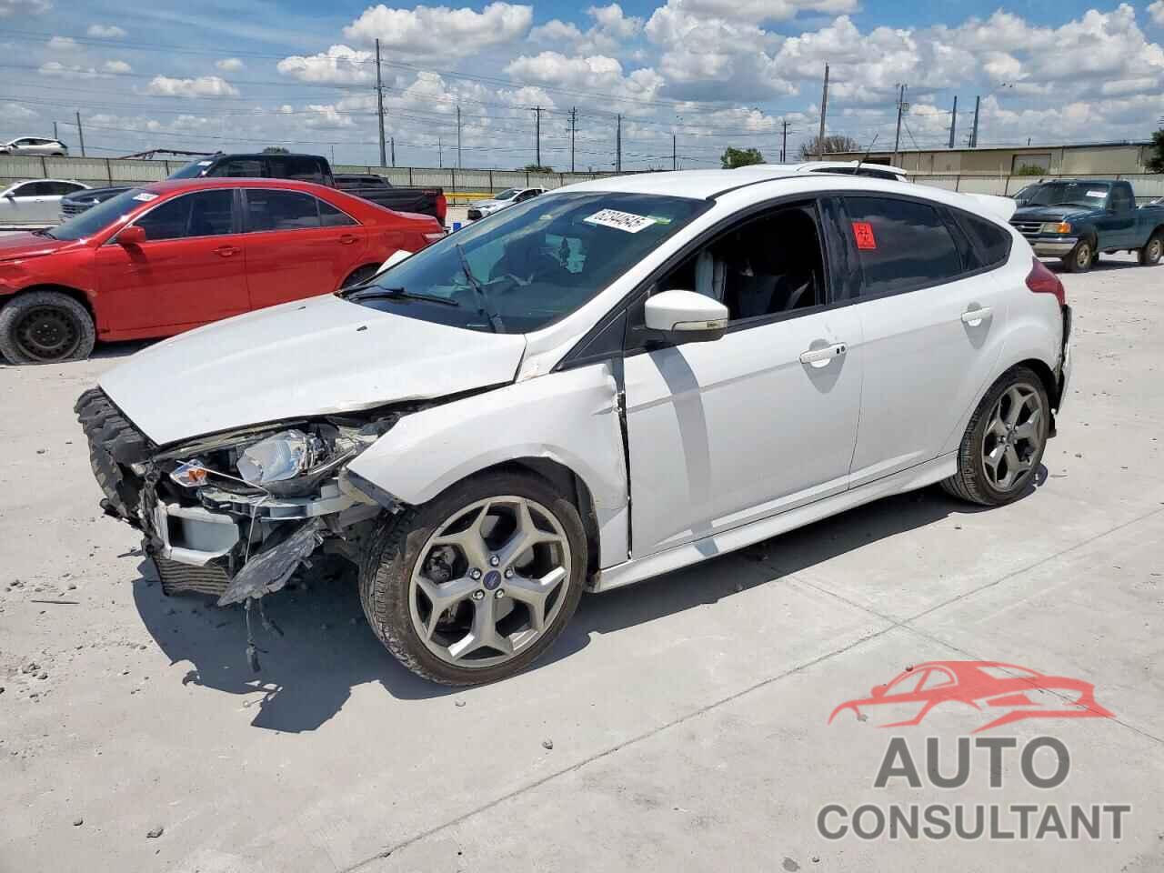 FORD FOCUS 2017 - 1FADP3L93HL310281