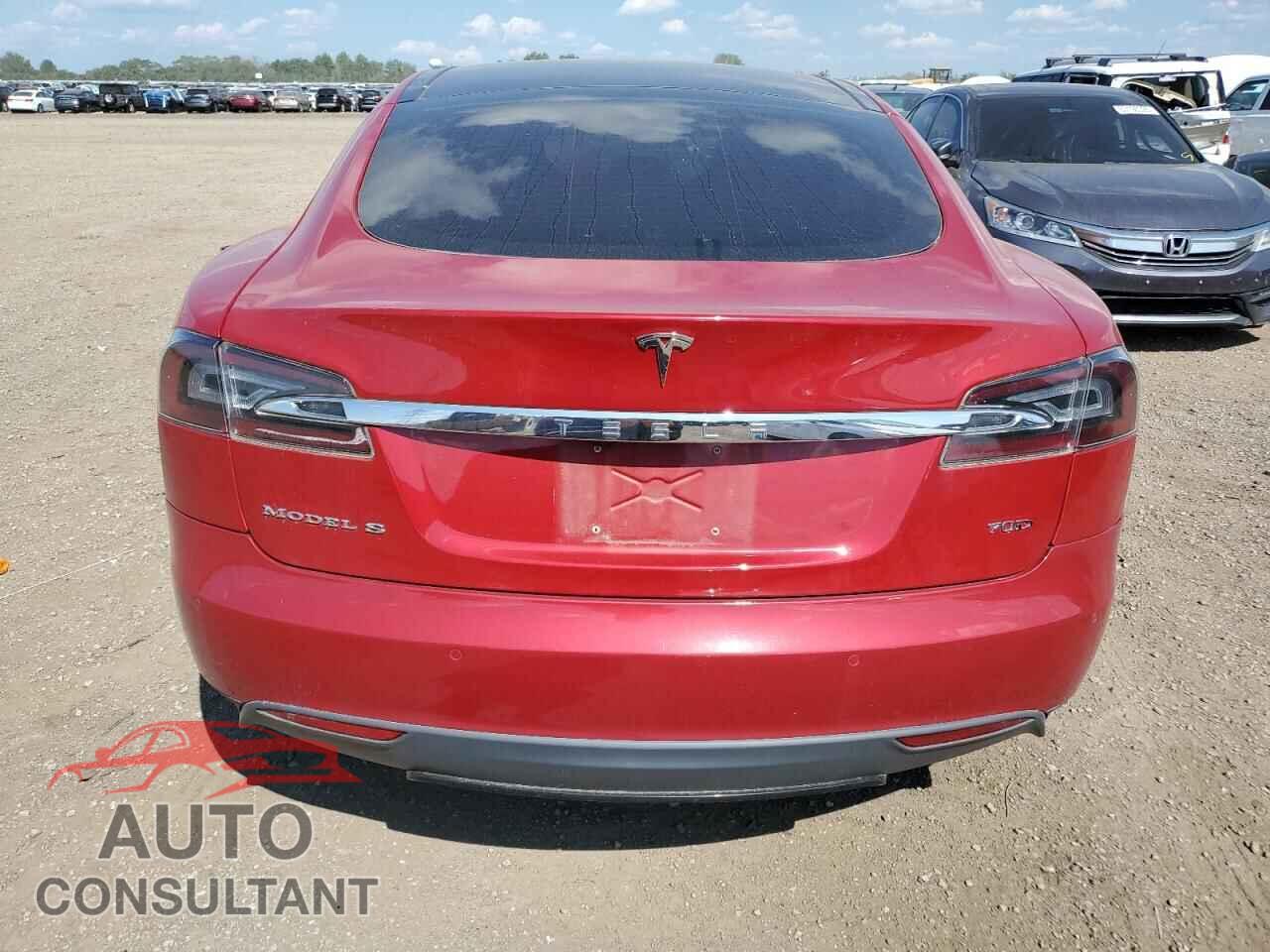 TESLA MODEL S 2015 - 5YJSA1S22FF093642