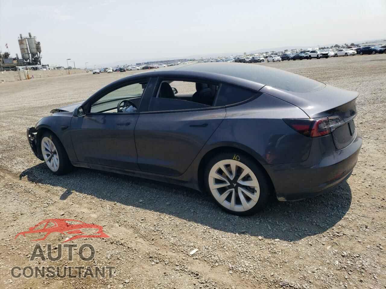 TESLA MODEL 3 2022 - 5YJ3E1EA5NF240269