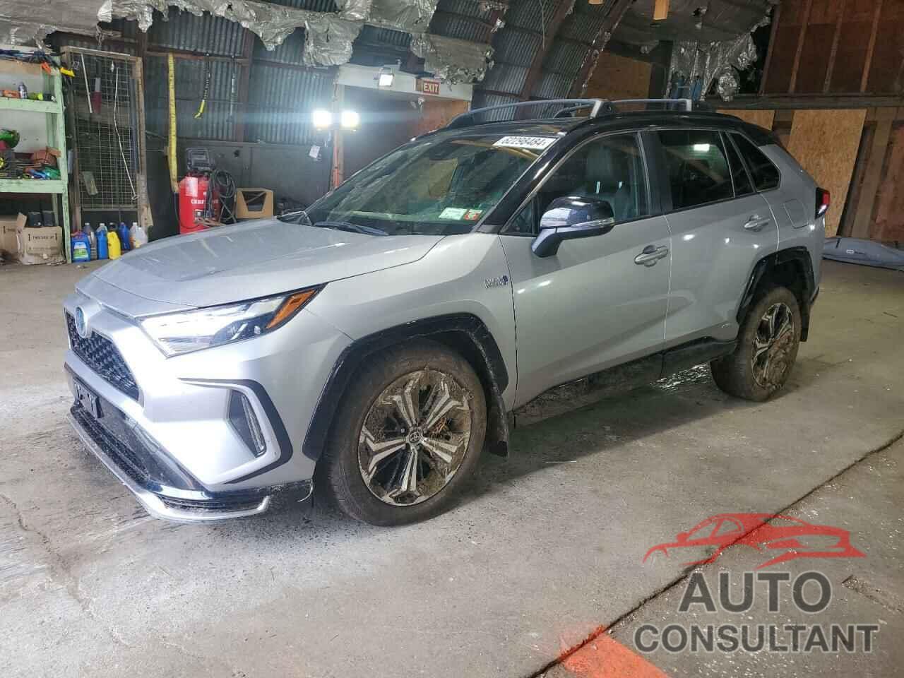 TOYOTA RAV4 2022 - JTMEB3FV5ND094672