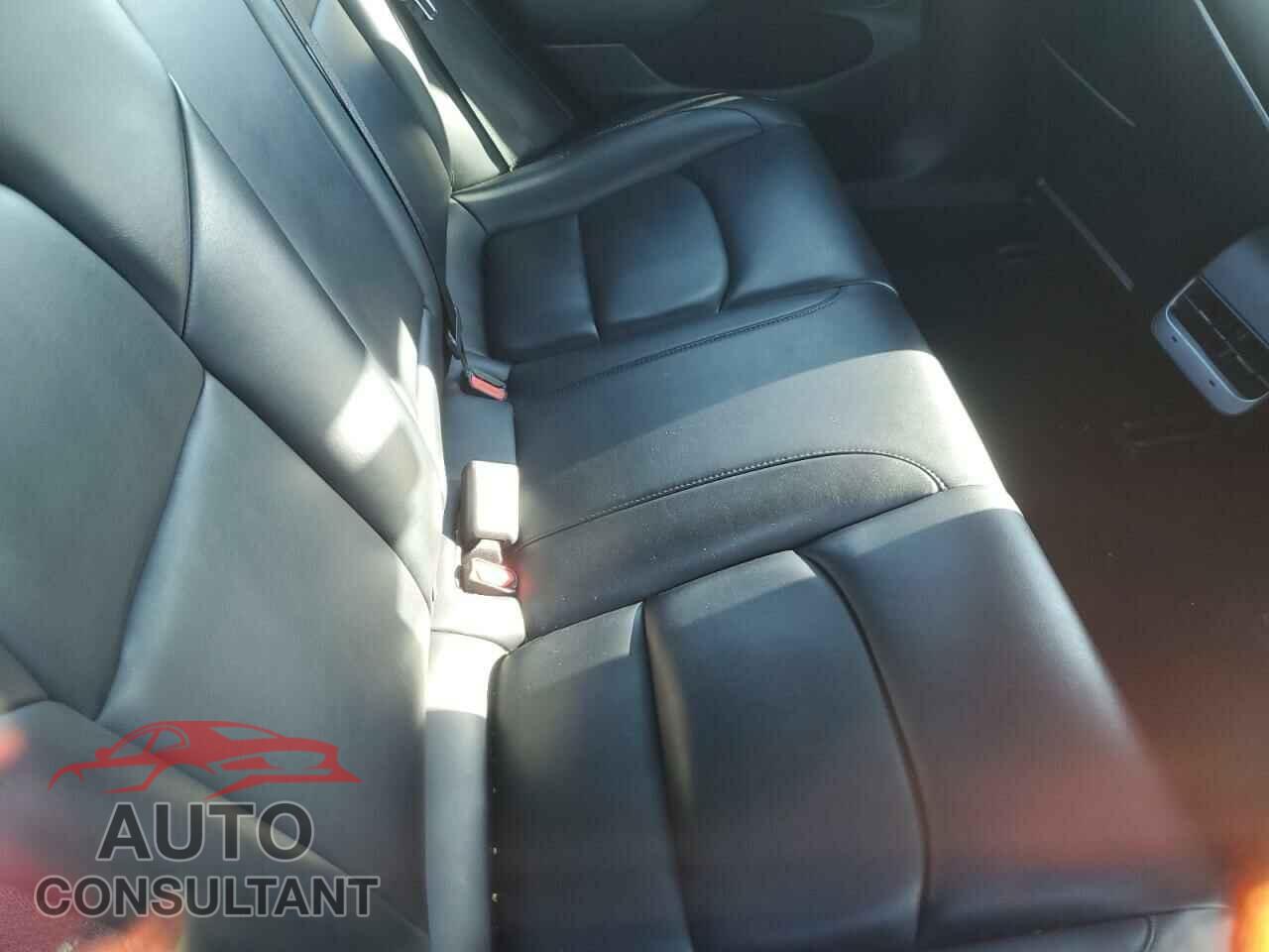 TESLA MODEL 3 2022 - 5YJ3E1EB5NF144845