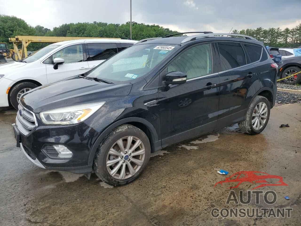 FORD ESCAPE 2017 - 1FMCU9J98HUE83336