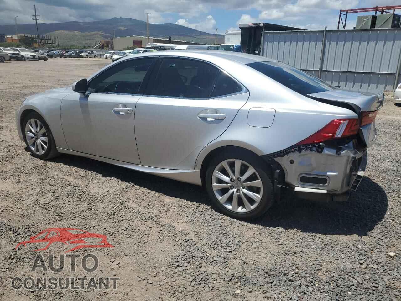 LEXUS IS 2015 - JTHBF1D2XF5071192