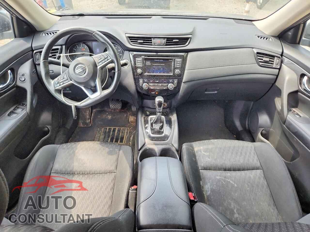 NISSAN ROGUE 2018 - KNMAT2MV3JP565977