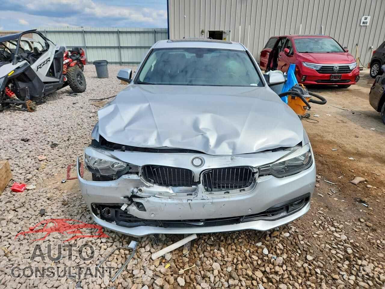 BMW 3 SERIES 2016 - WBA8E5G55GNT93104