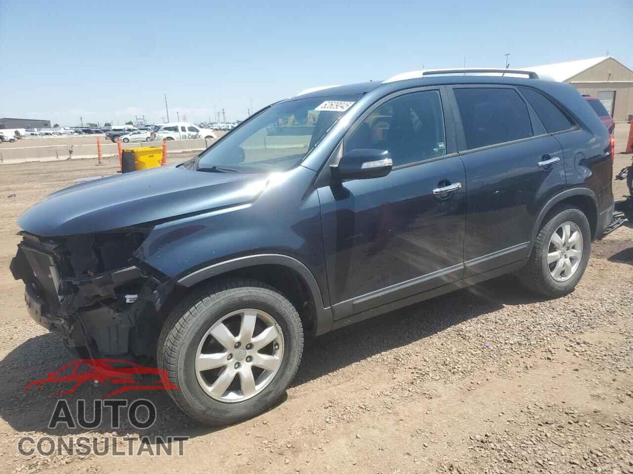 KIA SORENTO 2013 - 5XYKT3A65DG358375