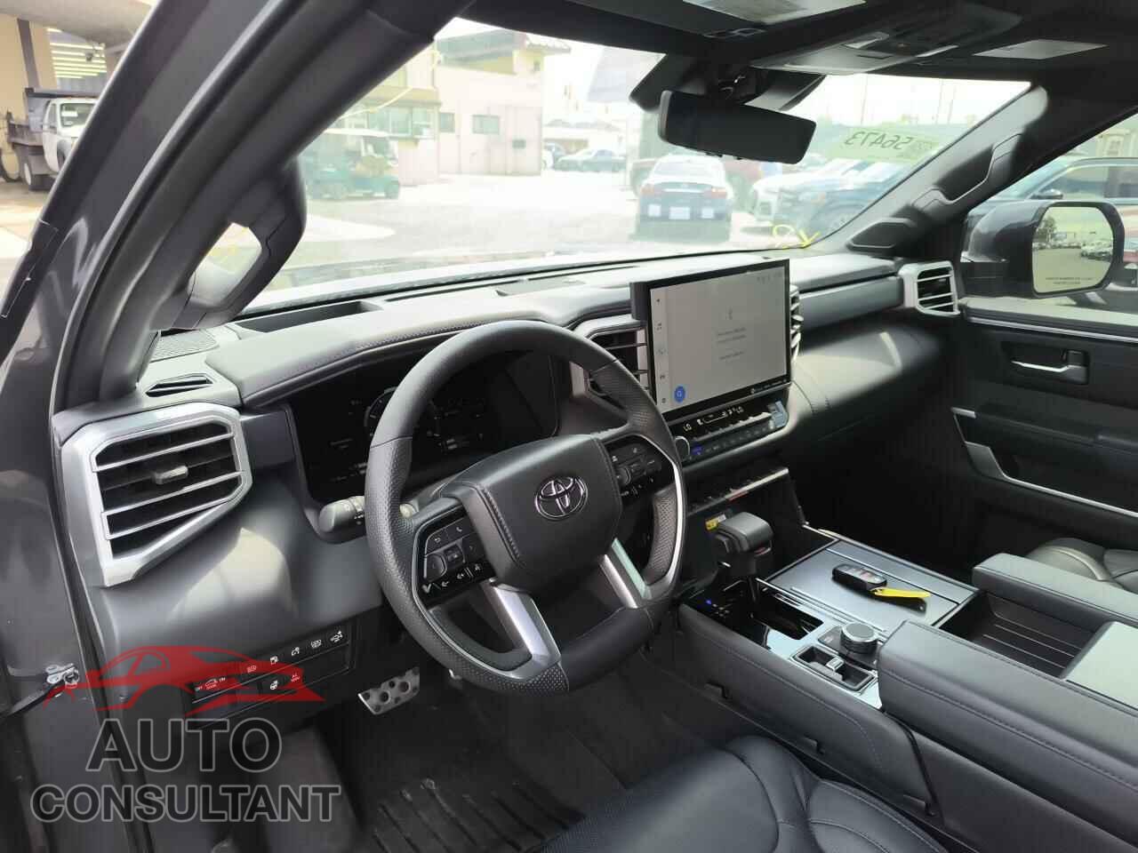 TOYOTA SEQUOIA 2024 - 7SVAAABA4RX029430