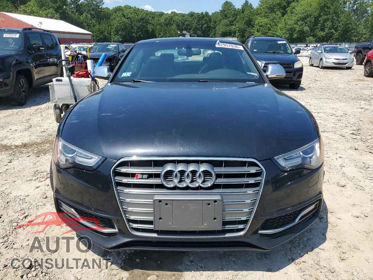 AUDI S5/RS5 2013 - WAUCGAFR7DA006556