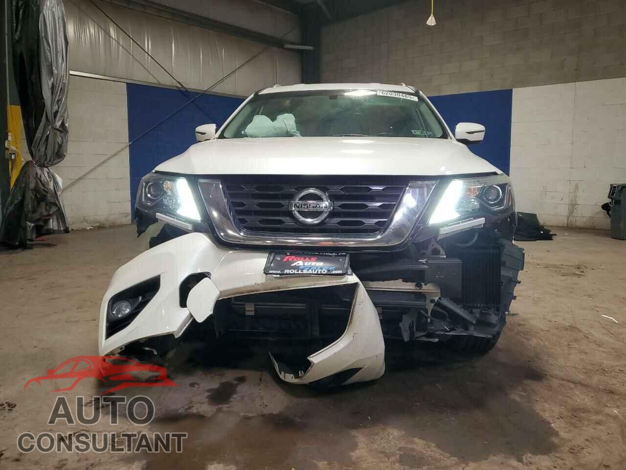NISSAN PATHFINDER 2017 - 5N1DR2MM3HC688744