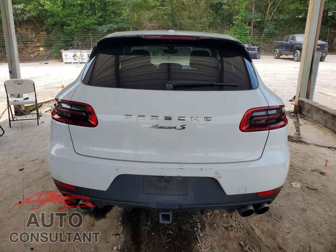 PORSCHE MACAN 2016 - WP1AB2A56GLB58516