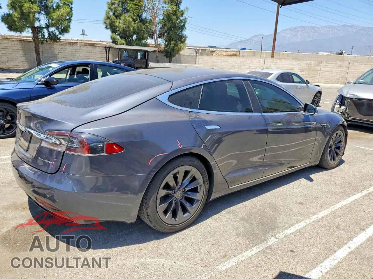 TESLA MODEL S 2020 - 5YJSA1E2XLF397034