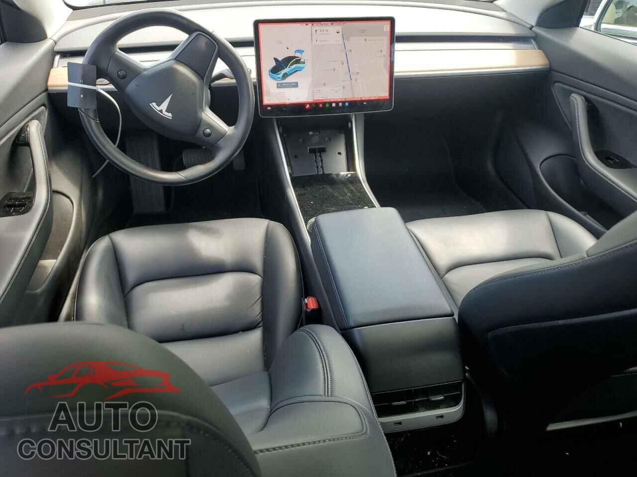 TESLA MODEL 3 2019 - 5YJ3E1EB5KF199632