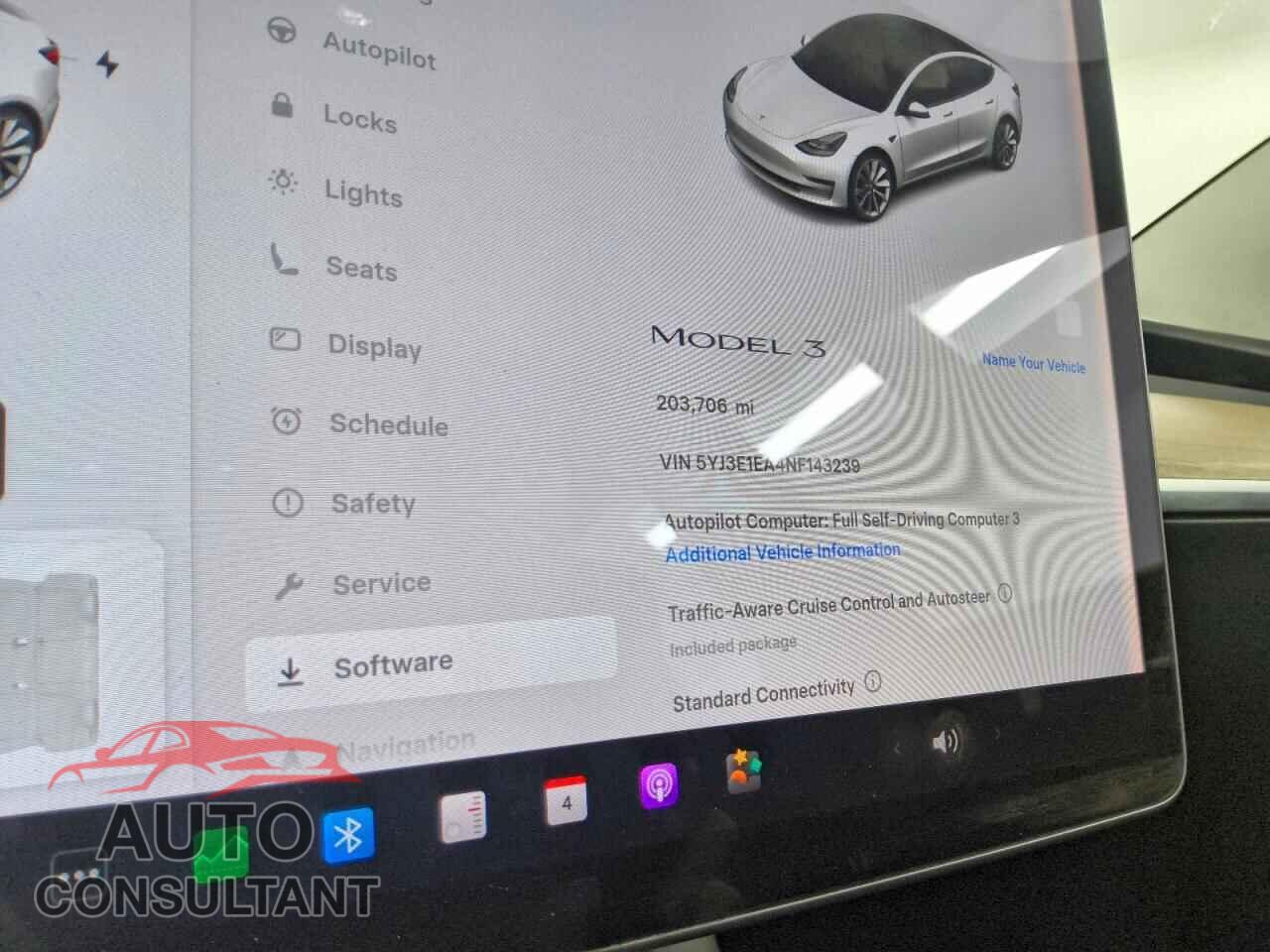 TESLA MODEL 3 2022 - 5YJ3E1EA4NF143239