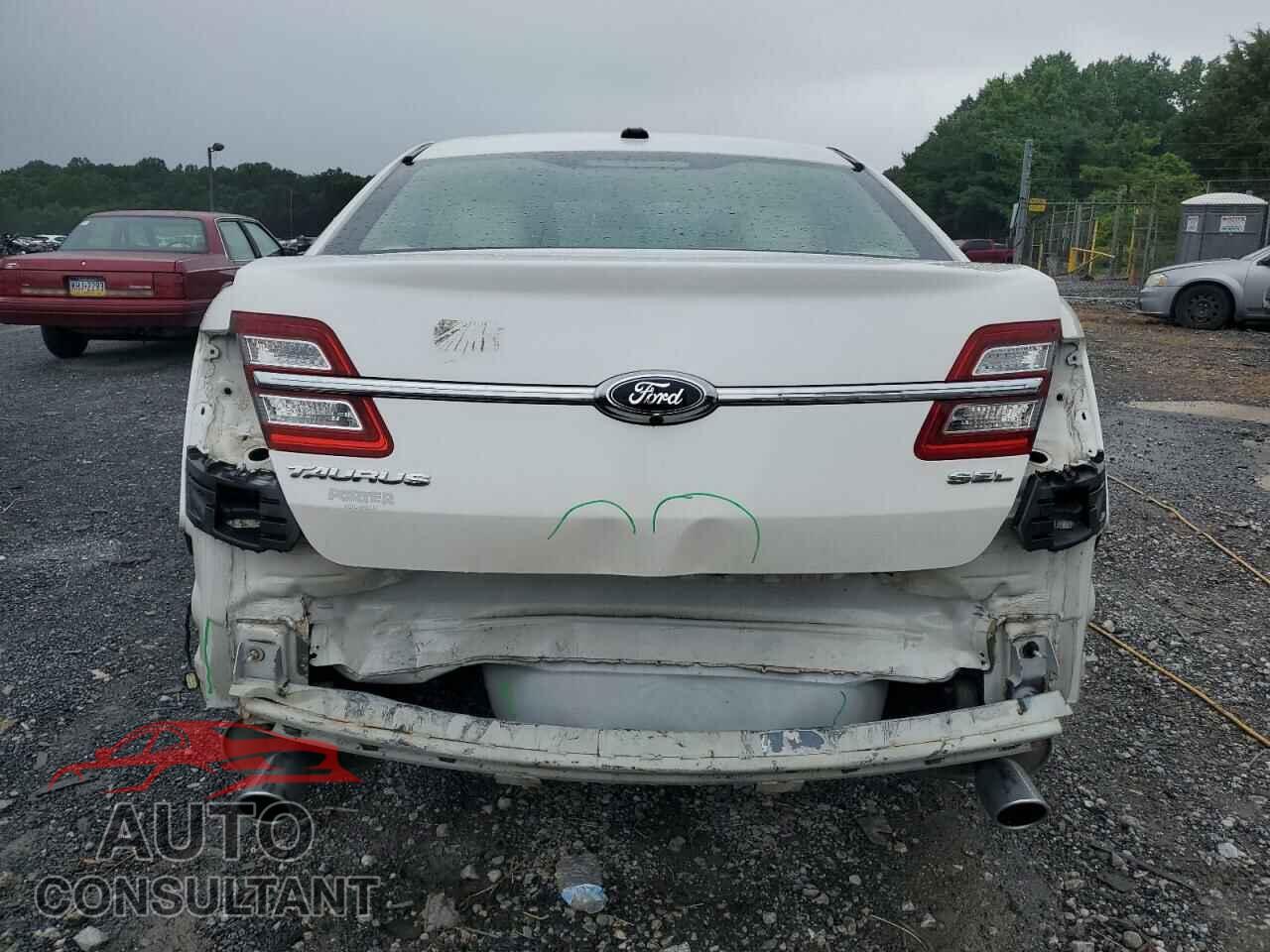 FORD TAURUS 2014 - 1FAHP2E83EG181477