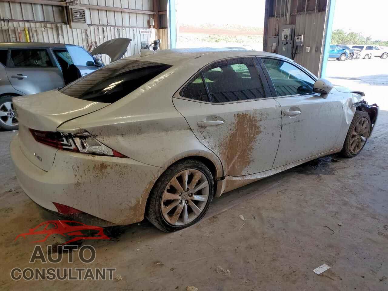 LEXUS IS 2016 - JTHBA1D29G5006964