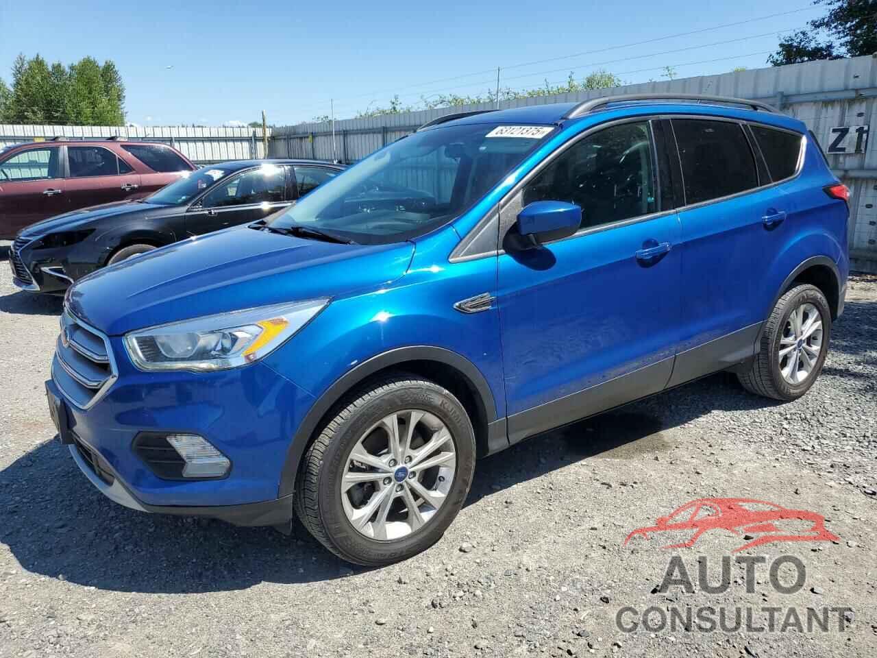 FORD ESCAPE 2017 - 1FMCU9GD0HUC28546