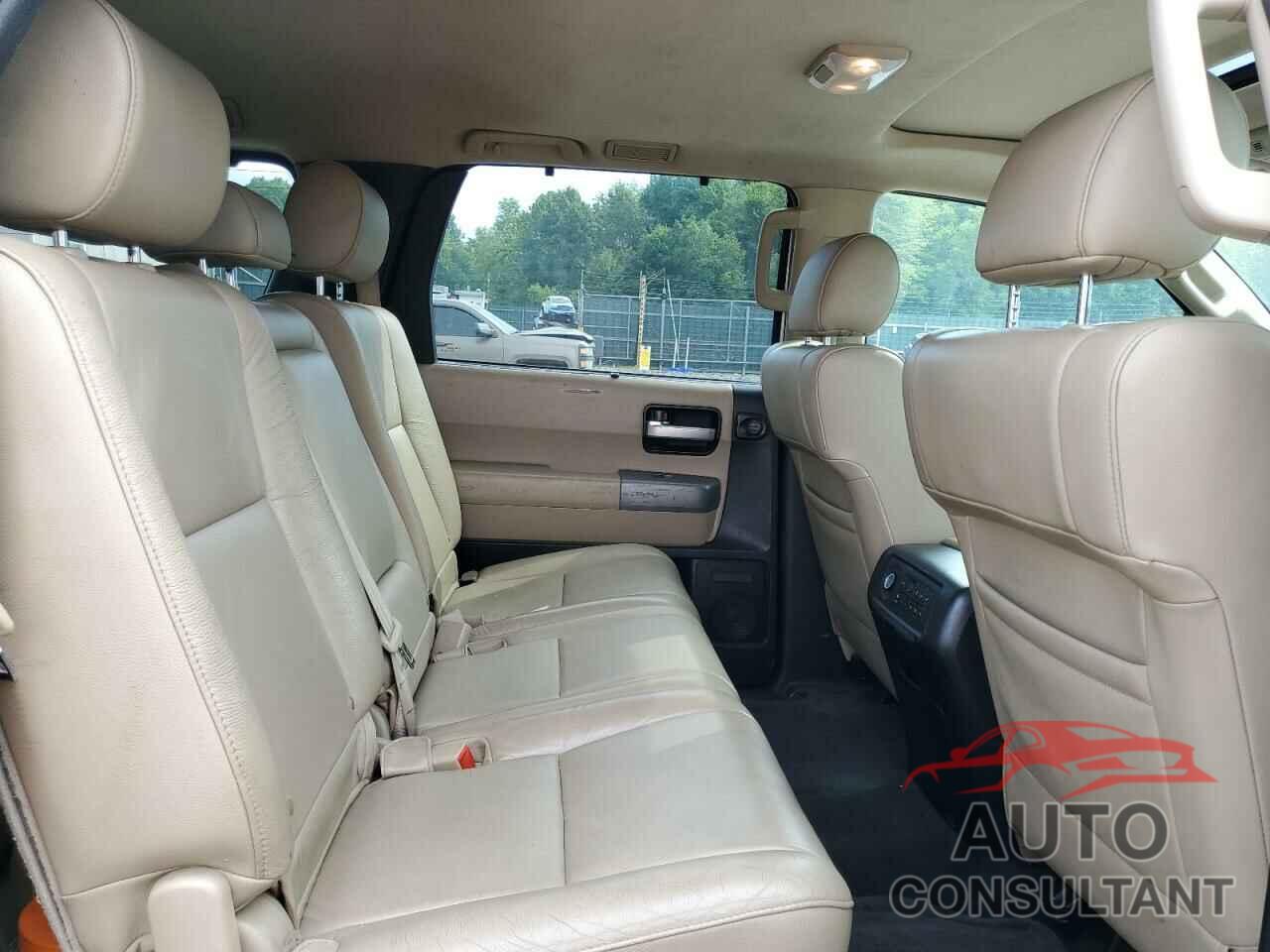 TOYOTA SEQUOIA 2015 - 5TDJY5G13FS113181