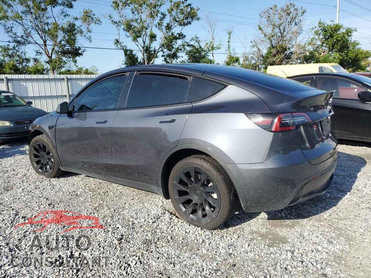 TESLA MODEL Y 2023 - 7SAYGDEE1PF851166