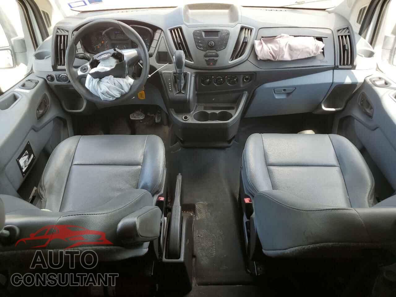 FORD TRANSIT 2019 - 1FTYR2XM0KKA50630