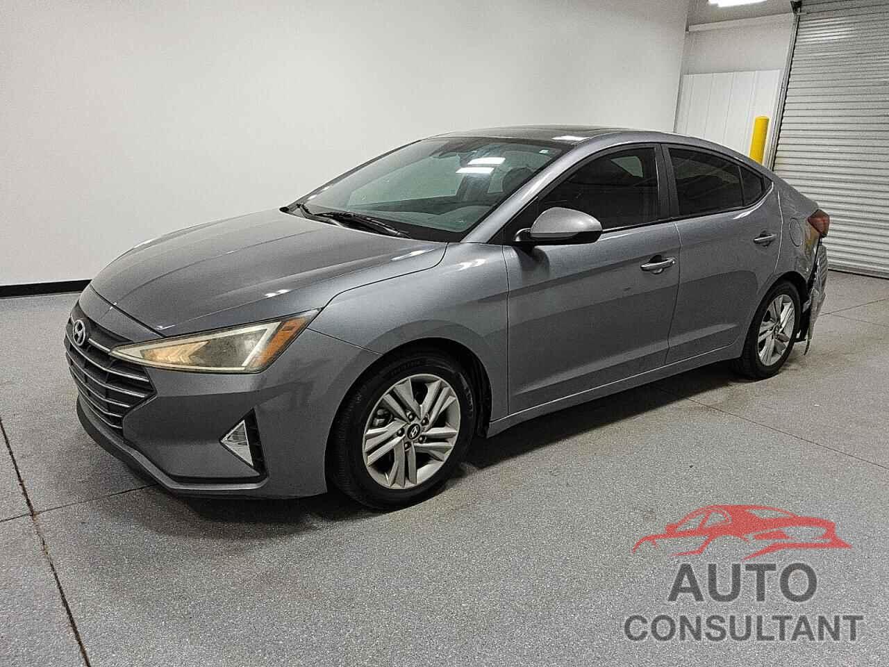 HYUNDAI ELANTRA 2019 - KMHD84LF1KU814733