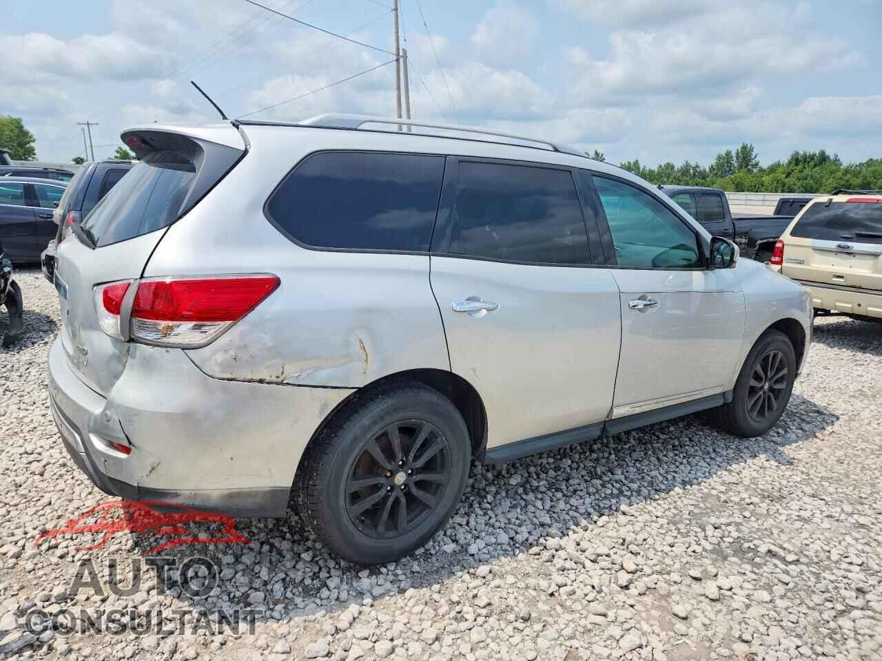 NISSAN PATHFINDER 2013 - 5N1AR2MM1DC636851