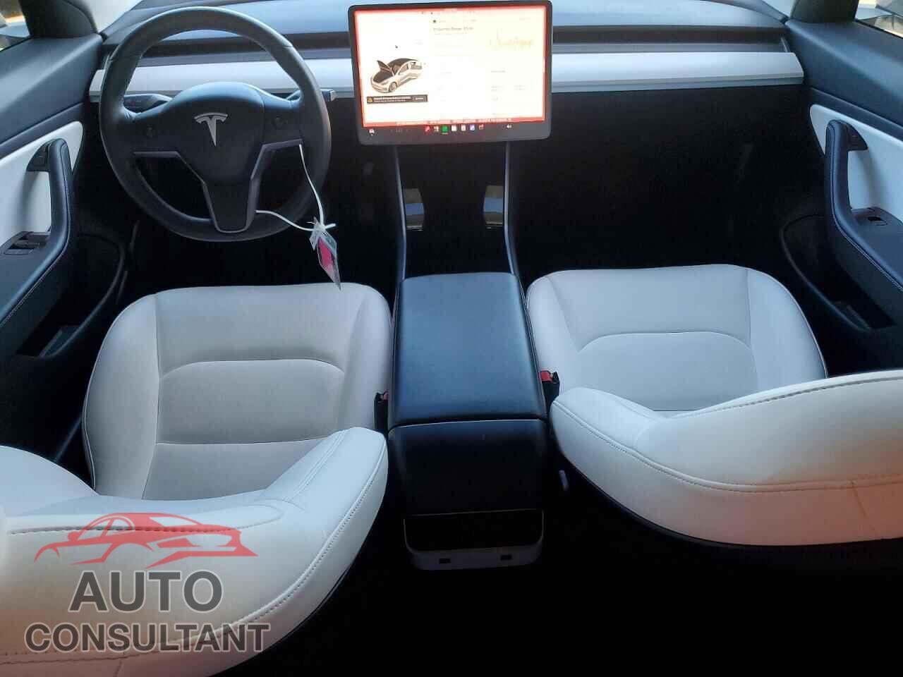 TESLA MODEL 3 2019 - 5YJ3E1EB6KF421739