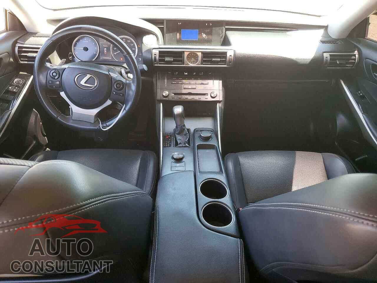 LEXUS IS 2015 - JTHBF1D22F5049865