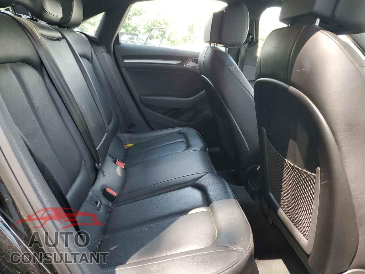 AUDI A3 2017 - WAUB8GFFXH1051725