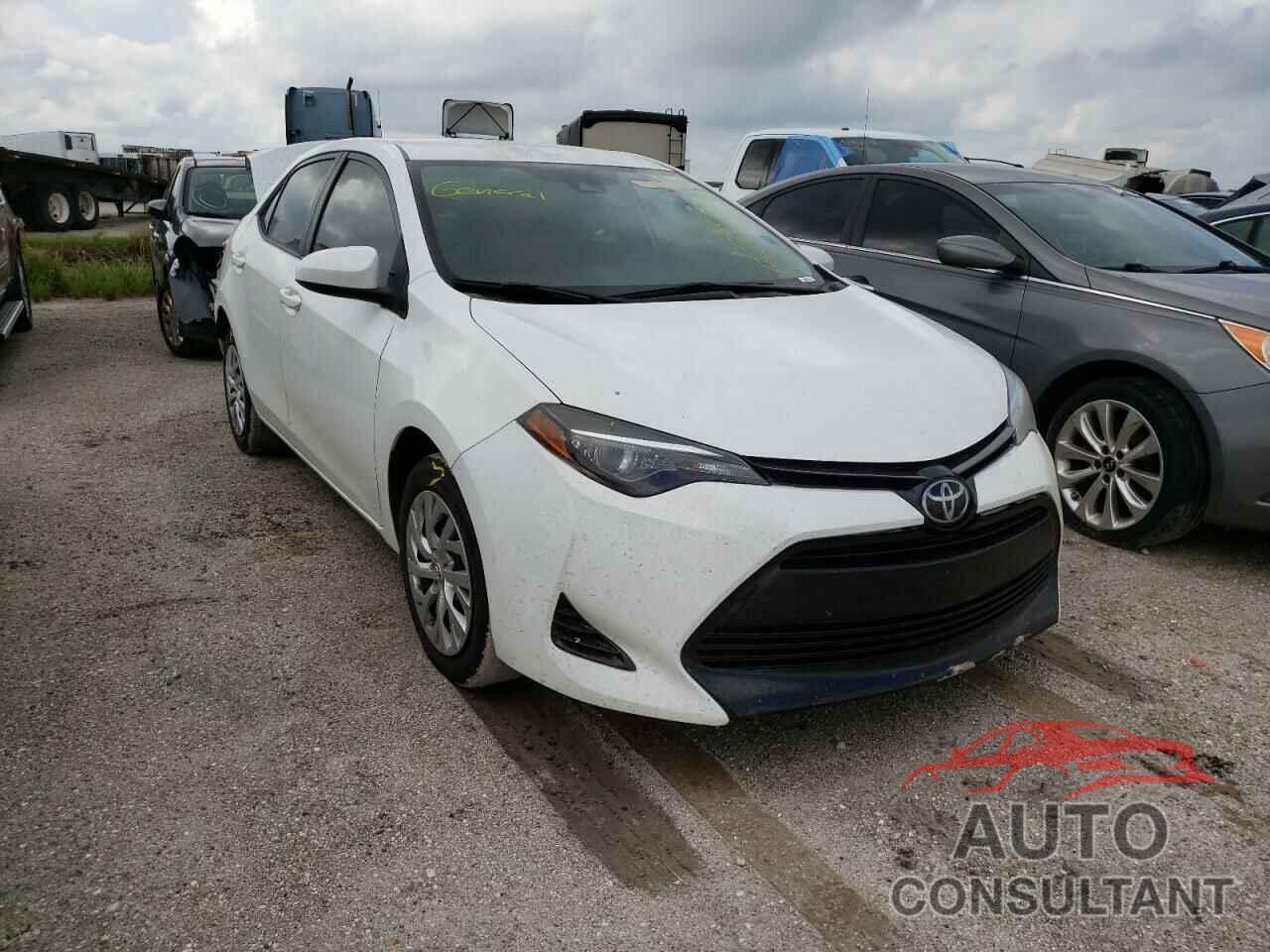TOYOTA COROLLA 2018 - 5YFBURHE8JP788535