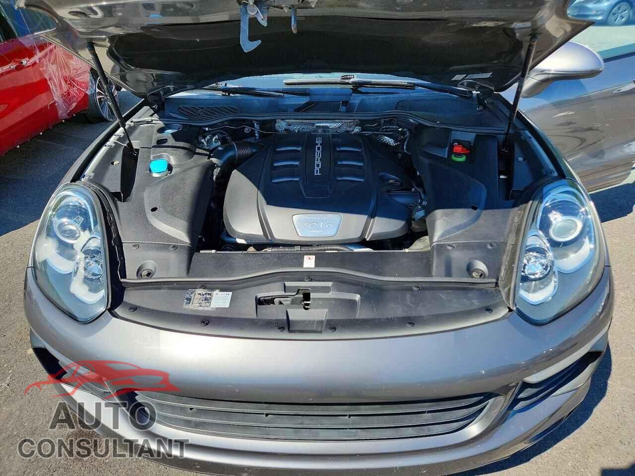 PORSCHE CAYENNE 2015 - WP1AF2A2XFLA35195