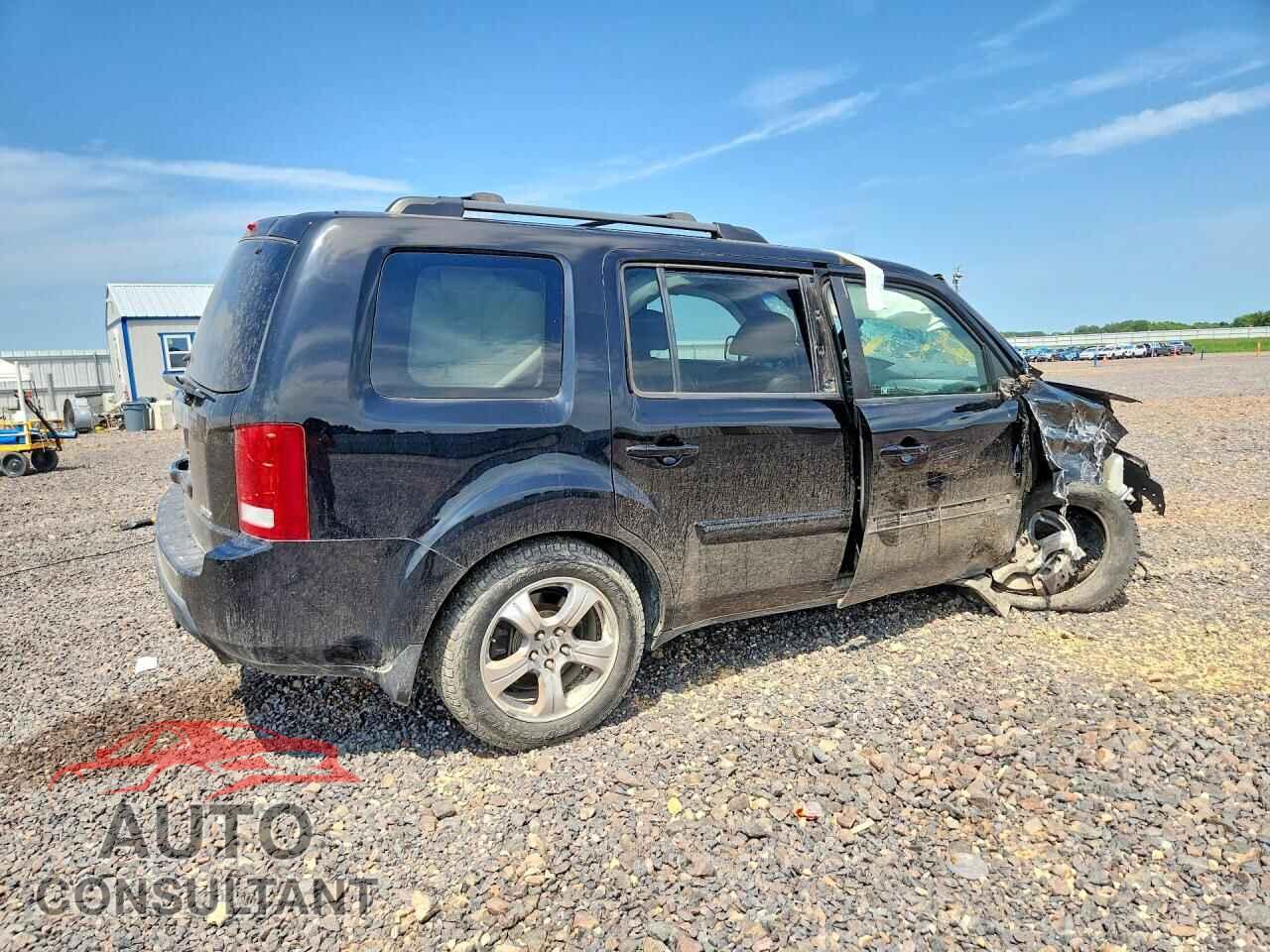 HONDA PILOT 2011 - 5FNYF4H56BB014790