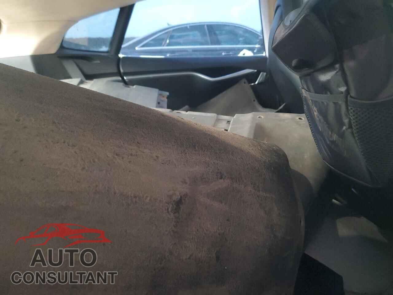 TESLA MODEL S 2013 - 5YJSA1DPXDFP12848
