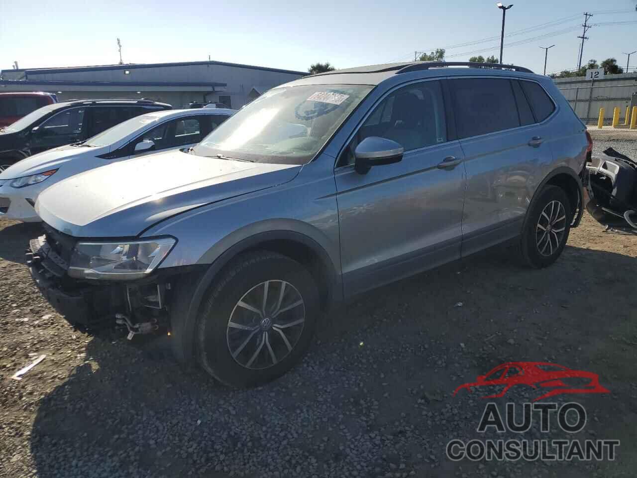 VOLKSWAGEN TIGUAN 2019 - 3VV3B7AX5KM184154