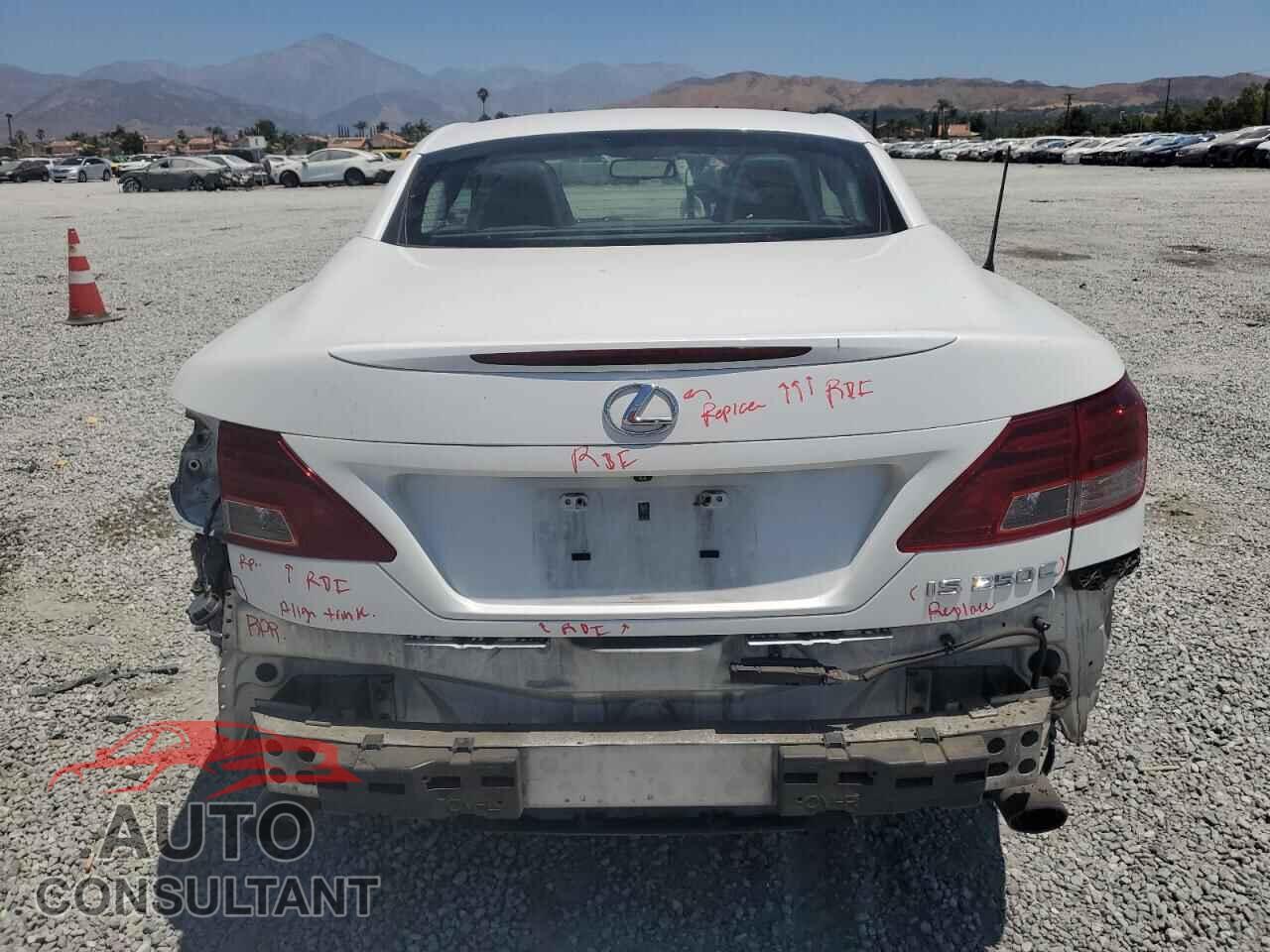 LEXUS IS 2012 - JTHFF2C28C2525106