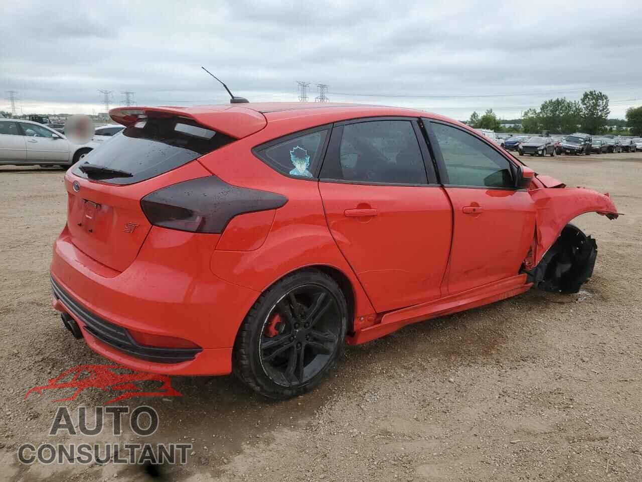 FORD FOCUS 2017 - 1FADP3L94HL310189
